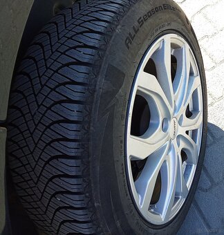 VW   TOUAREG   4X4 - 2