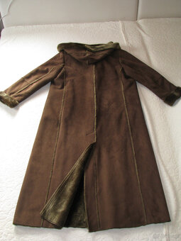 Elegancki kożuszek damski z kapturem, rozm. XXL - 2