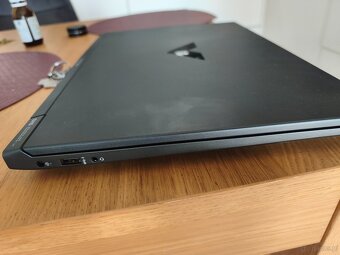 Laptop HP Victus 15' 1tb SSD 16 GB ram + myszka r7 7000 - 2