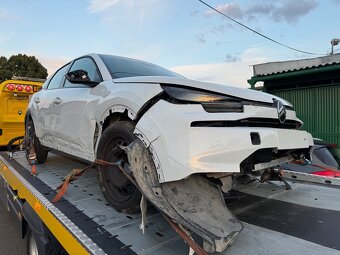 CITROËN C4 PureTech 130 S&S EAT8 - 2