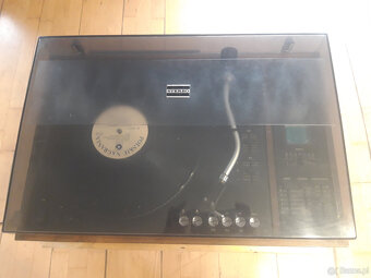 Kultowy gramofon Daniel ze wzmacniaczem - 2