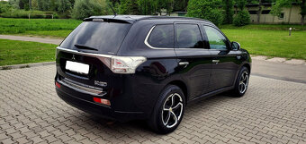 Outlander III 2.0 benzyna + Ev 4x4 Automat Led Xsenon Zamian - 2