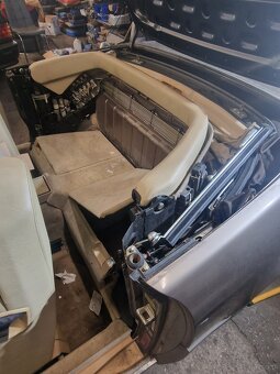 Mercedes R129 regeneracja siłowników dachu - 2