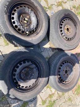 Opony Zimowe Felgami Rozmiar 195x65x15 VW Skoda - 2