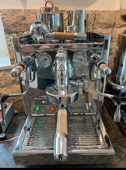 Ekspres do kawy ECM z młynkiem ECM i akcesoriami - 2