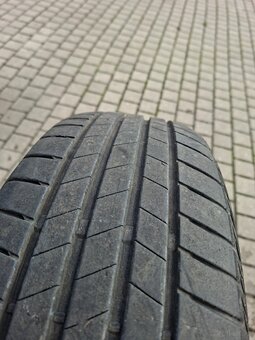 Opony 185/65/15 r BRIDZIESTONY TURANZO ROK 20 BIEŻNIK OK 7 m - 2
