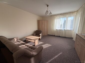 Mieszkanie o pow. 32.40m2, parter, balkon,  Os. Tyniec - 2