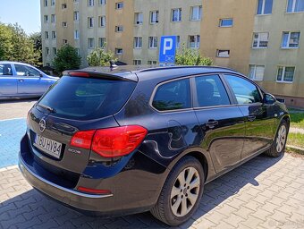 Opel Astra - 2