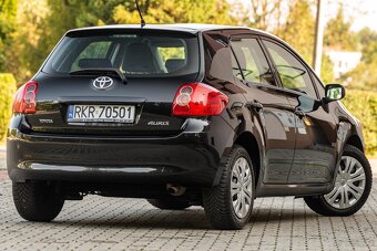 TOYOTA AURIS - 2