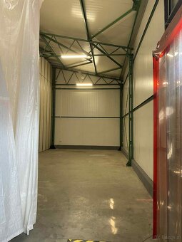 Punkt przeładunkowy OZE Kraków – Magazynowanie paneli i pomp - 2