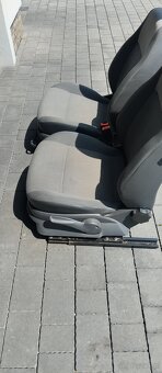 Fotel kierowcy i pasażera vw cady. - 2