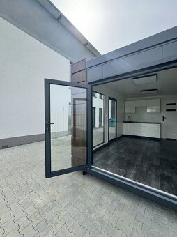 KONTENER 6 X 3M MIESZKALNY / BIURO - 2