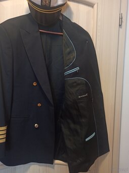 Sprzedam strój kapitana linii lotniczych - 2