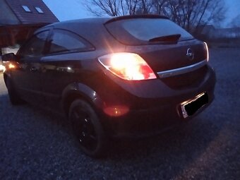 Opel Astra  Coupe  sport   1.7 cdti 100KM - 2