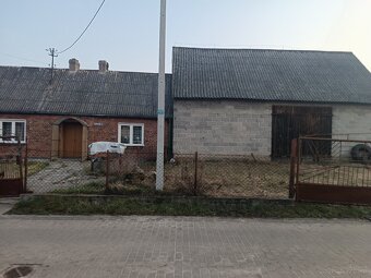 Działka zabudowana - 2