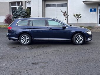 Volkswagen Passat 2.0 TDI 110 kW Highline - 2