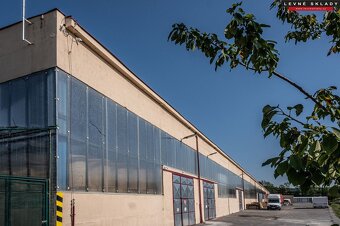 CZECHY: wynajem magazynu (okolice Mlada Boleslav) -1494 m2 - 2