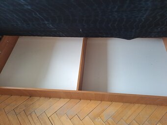 Tanio  tapczan o wym. 100 cm  x 195 m - 2