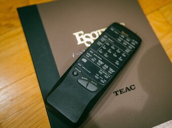 ESOTERIC P-0S VUK - 2000 EURO - 2
