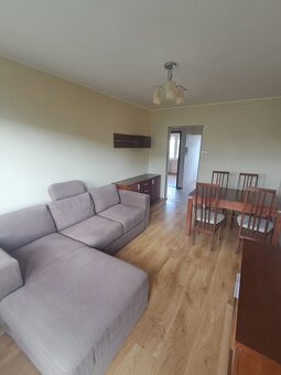 Mieszkanie o pow.47.70 m2, balkon, umeblowane, III p., Al. W - 2