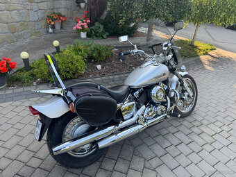 Yamaha XVS Drag Star 650 - 2