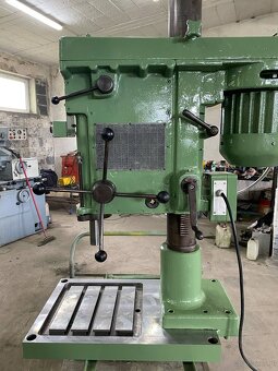 Wiertarka stołowa z posuwem - 2