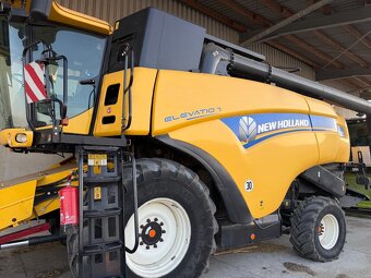 Kombajn zbozowy New Holland CX8080 rok 2014  heder Vario sta - 2
