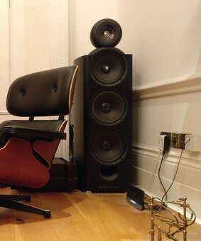 KEF Reference 207/2 - (Price: 3100 EUR) - 2