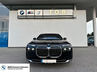 Oferuję na sprzedaż luksusowe BMW 750e xDrive - 2