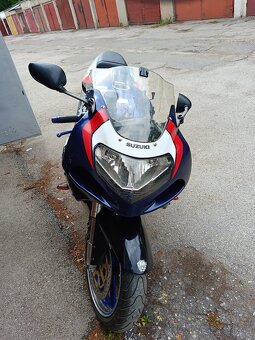 Suzuki GSX-R 750 uszkodzony - 2