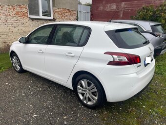 Peugeot 308 1.2 i 81kw, r.11/2015, klimatyzacja, uszkodzony - 2