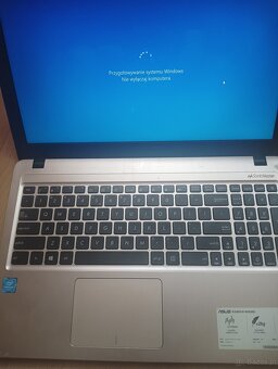 Laptop Asus F 540 S - 2