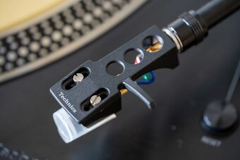 Technics SL-1210GAE  limited edition ( Price : 2000 EUR ) - 2