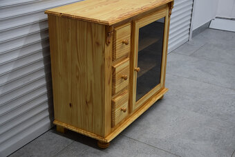 komoda z drewna sosnowego - jak nowa - 2