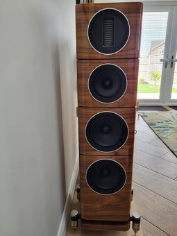 Wharfedale Elysian 3 ( Price: 2800 EUR ) - 2