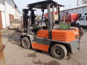 Wózek widłowy Toyota 5FD35 - 2