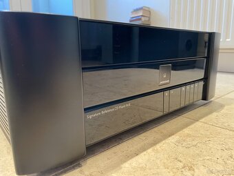 Meridian 808 V6 CD Player/Pre-Amp - (Price: 2500 EUR) - 2