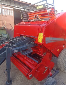 Prasa rolująca walcowo-łańcuchowa Unia Famarol DF120 1,8V - 2