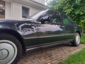 MERCEDES BENZ 124 (230e) - 2