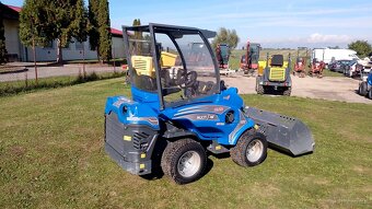 Ładowarka Multione 5.2K, 25HP, ładowność 800kg. 320mth - 2