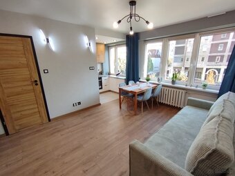 Mieszkanie o pow.32m2, II piętro, po remoncie, winda, ul. Le - 2