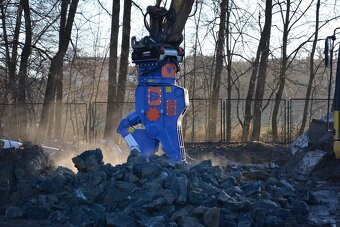 Nowa obrotowa szczęką krusząca KRUSZER TREVI BENNE FR 18 - 2