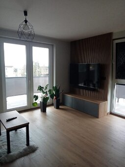 2 pokoje, 51.85m2, I piętro, duży balkon, umeblowane, ul. Po - 2