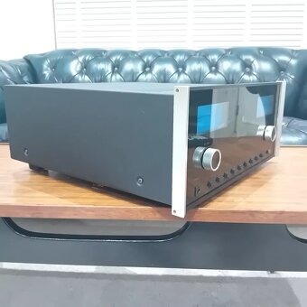 McIntosh MA6300 ( Price : 1500 EUR ) - 2