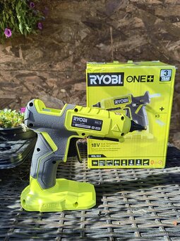 Pistolet do klejenia RYOBI ONE+, 18V, BEZ BATERII - 2