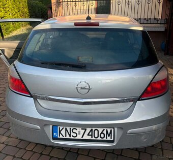 Opel Astra H - 2