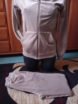 Dres welurowy dwuczęściowy - 2