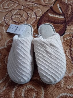 Nowe kapcie - 2