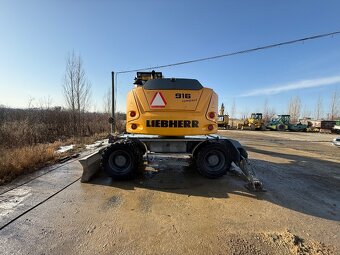 Liebherr 916 Compact - 2