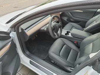 2022 Tesla Model 3 - 2